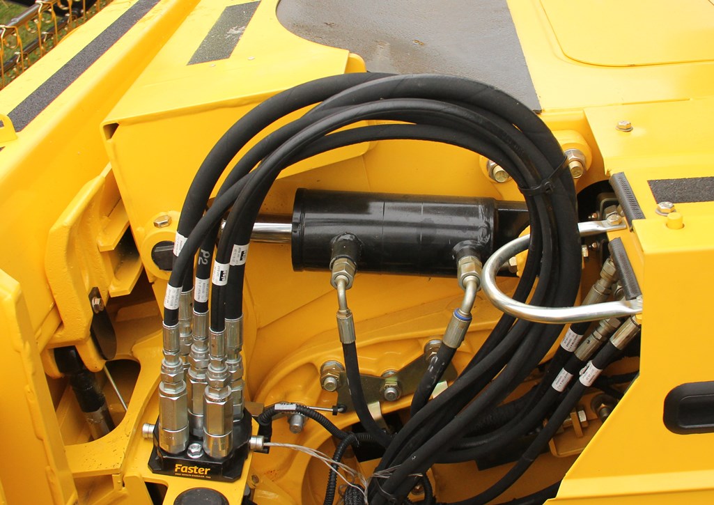 New Holland CR Revelation