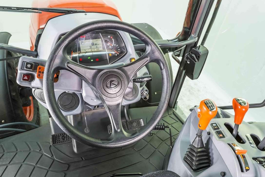 Kubota M5001