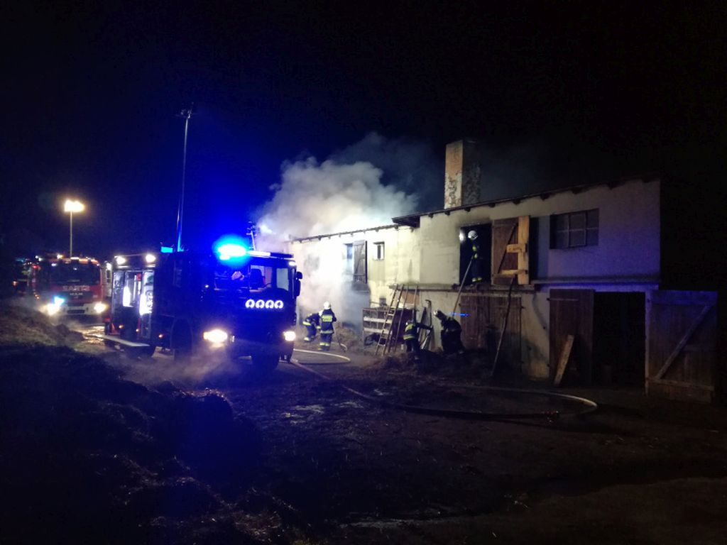 pożary gospodarstw rolnych, straż pożarna, Najdziszów, małaszyn górny, stary bojanów