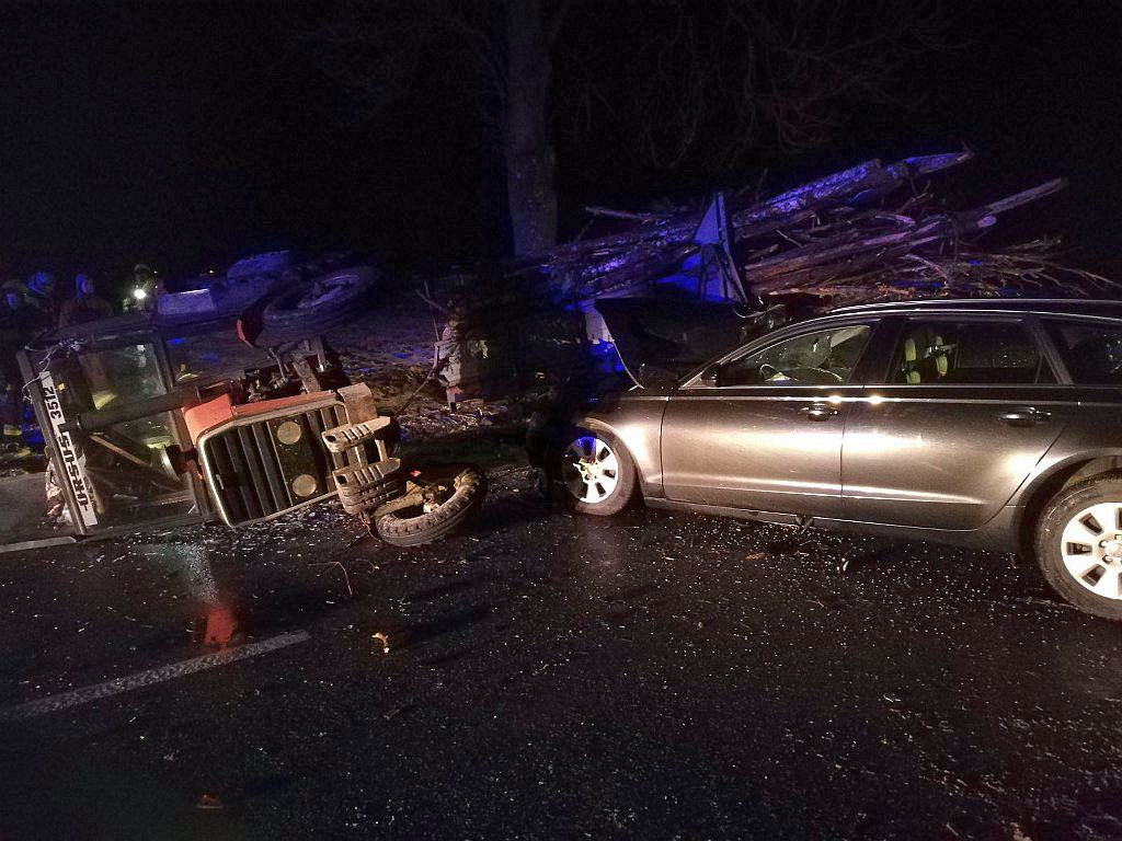 wypadki z udziałem maszyn rolniczych, policja, wypadki na drogach, mazowsze, podkarpacie