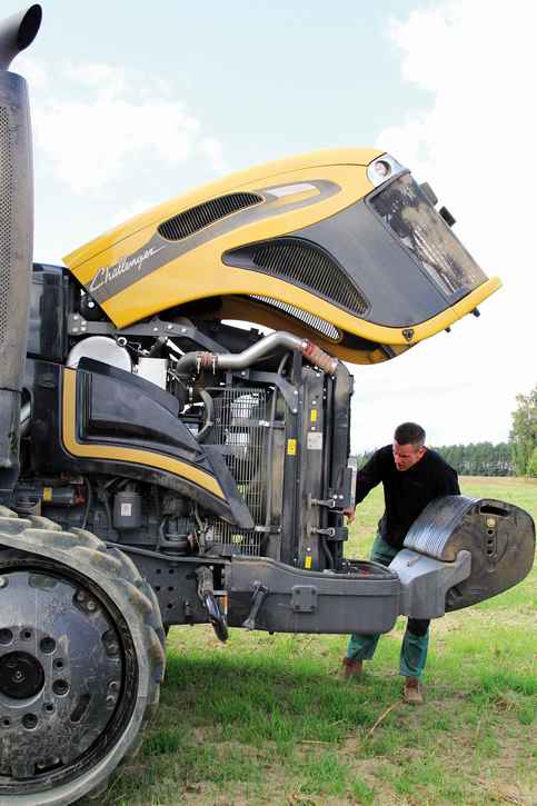 silnik w ciągniku Challenger MT765D