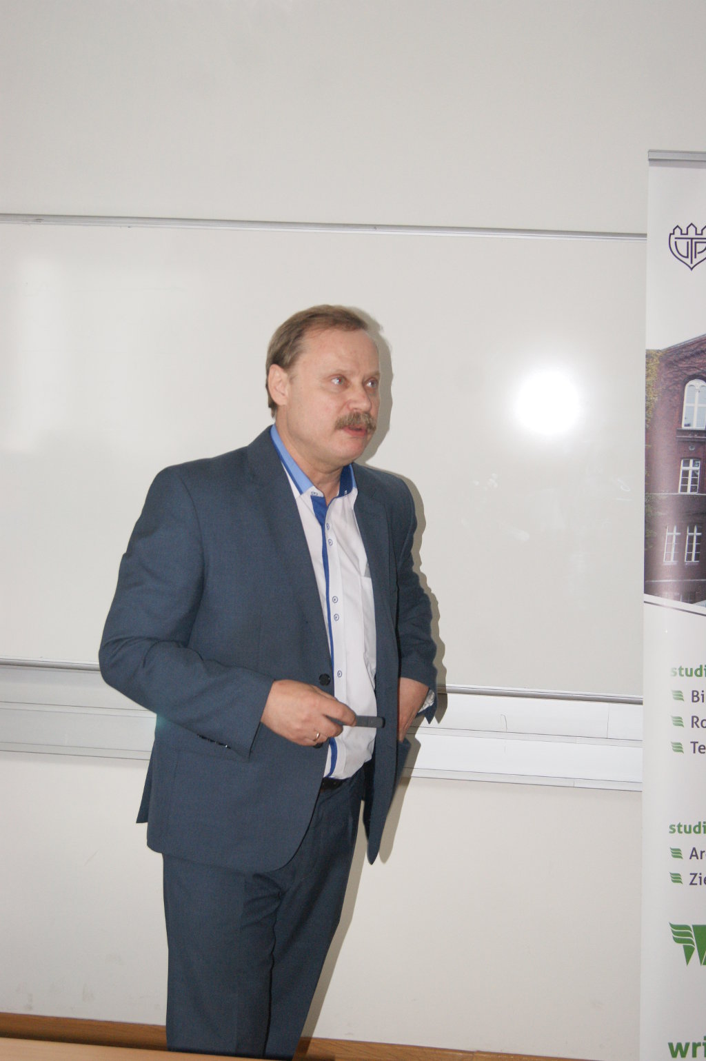 prof. Dariusz Jaskulski