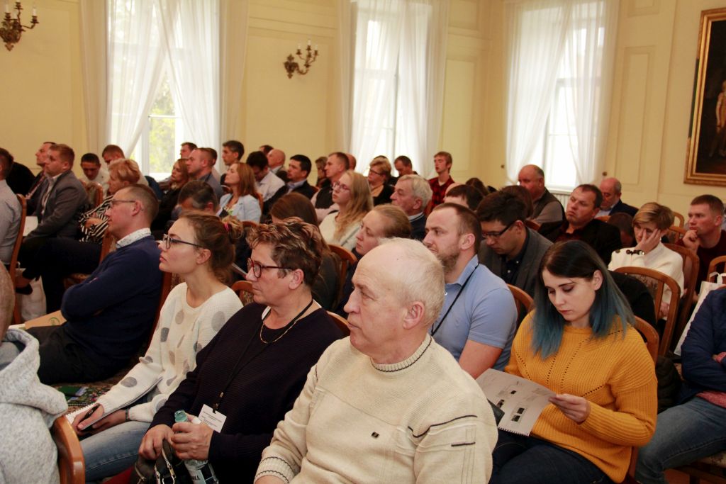 Polmass, konferencja, bydło mleczne, cielęta