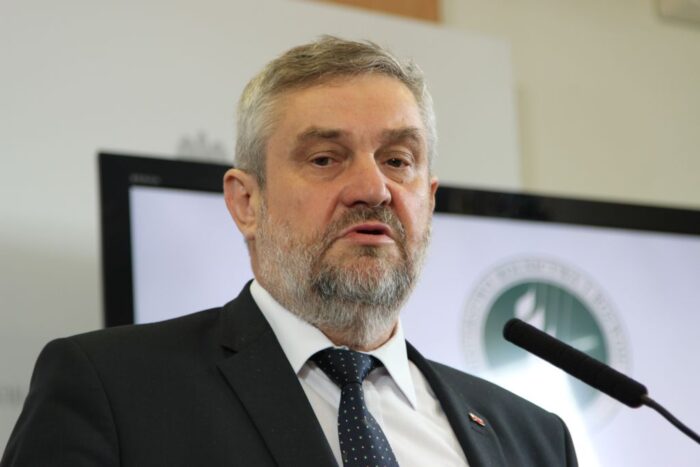 susza rolnicza, straty w uprawach z powodu suszy,jan krzysztof ardanowski, pomoc rządowa, szacowanie strat