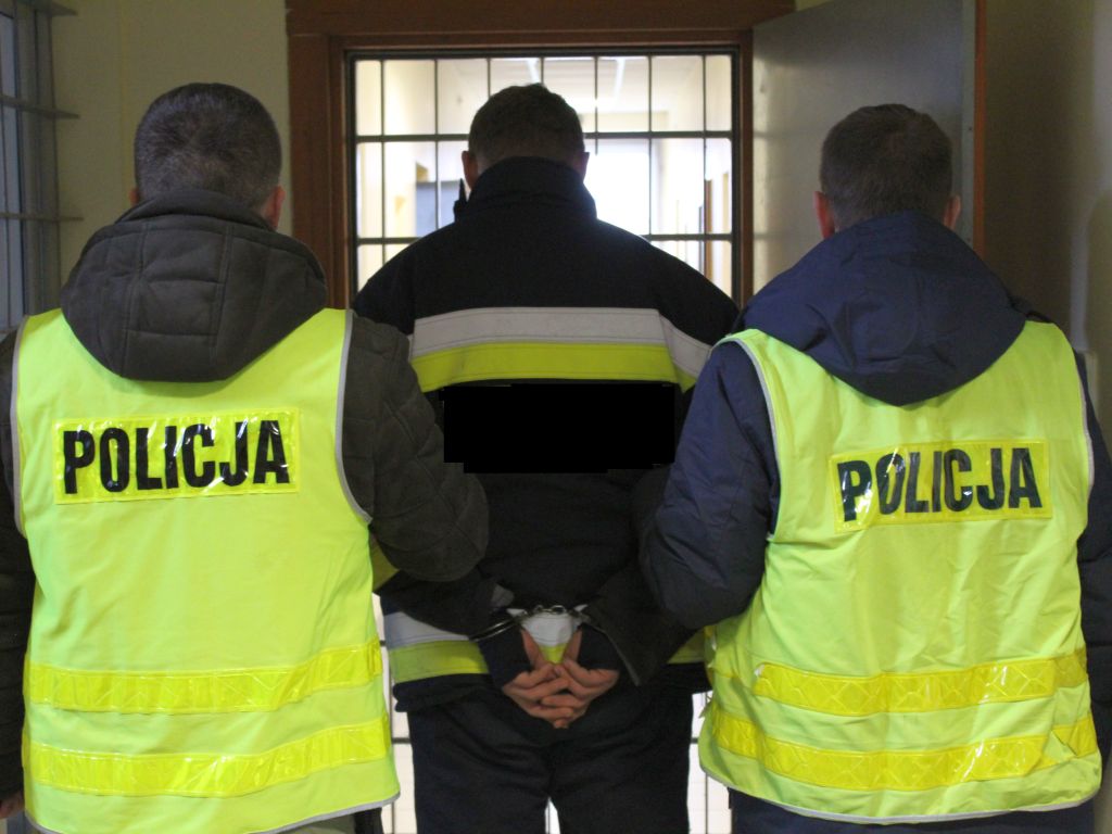 wieruszów, ochotnicza straż pożarna, piroman, KPP w Wieruszowie, łubnice
