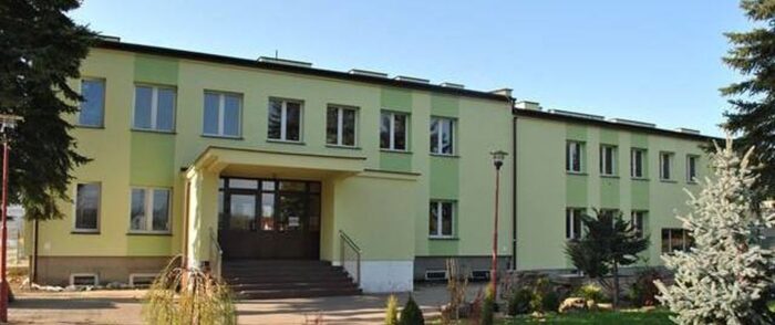 Zespół Szkół w Brzostku, powiat dębicki, podparpacie, szkoły rolnicze, ministerstwo rolnictwa