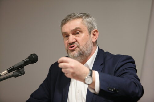 nielegalny ubój bydła, mięso z chorych krów, jan krzysztof ardanowski, kontrole w ubojniach, komisja europejska