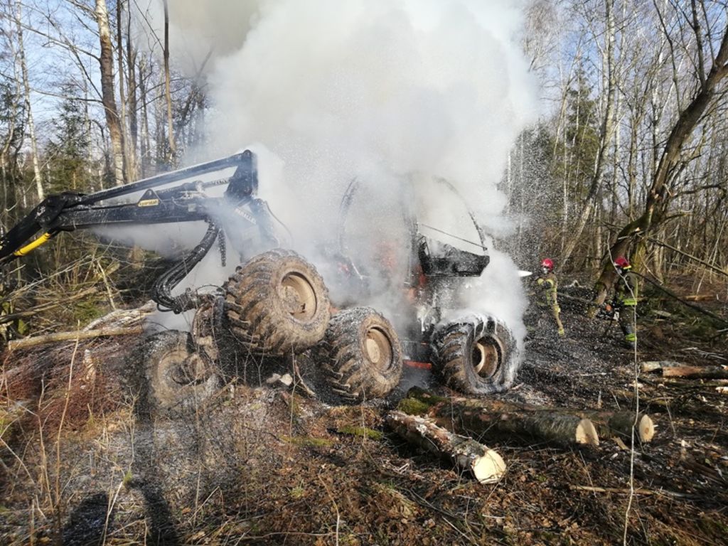 Żelazna Góra, harvester, powiat braniewski, braniewo, Ireneusz Ścibiorek