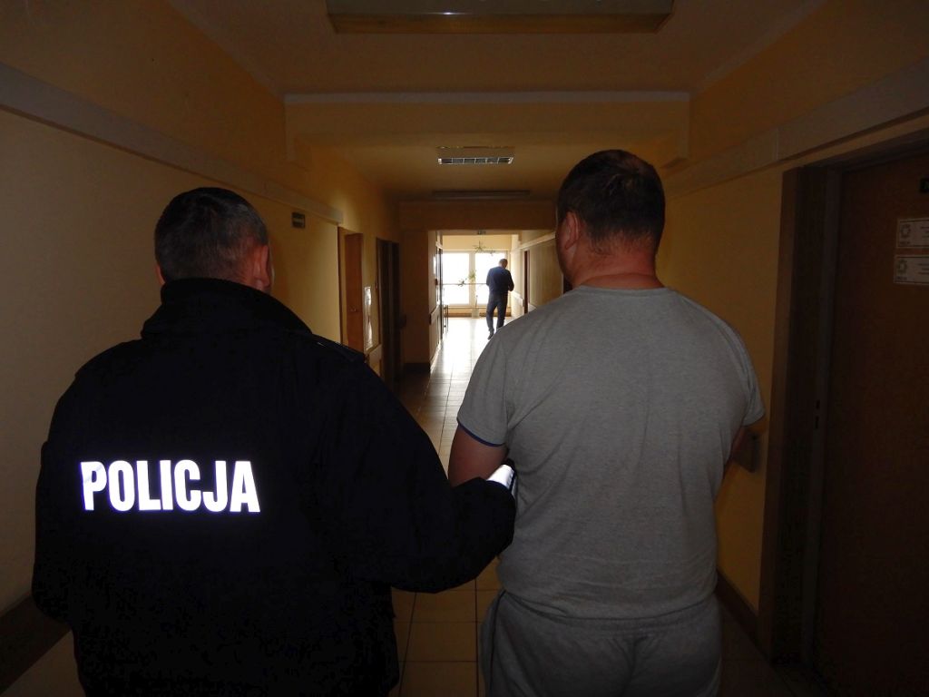 kradzież ciągników, izbica kujawska, włocławek, Tomasz Tomaszewski, KMP Włocławek