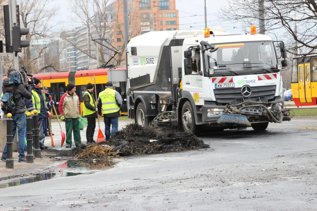 agrounia, protesty rolników, plac zawiszy, warszawa