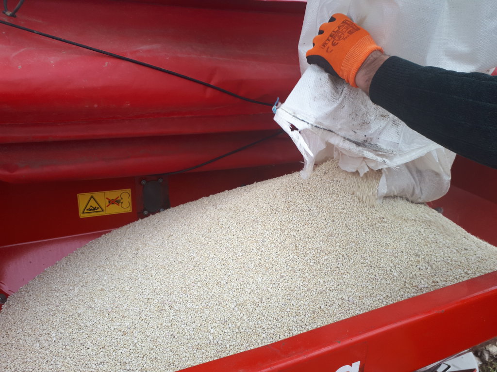 nawóz, rzosiewacz, ręka