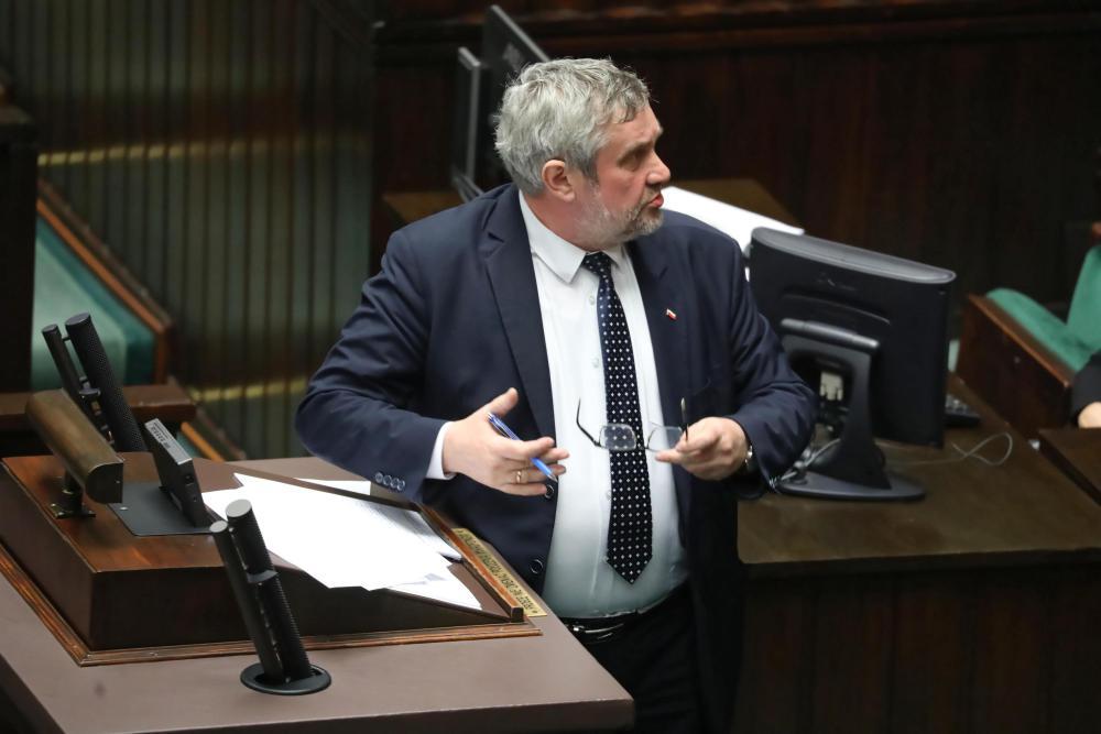 wotum nieufności, jan krzysztof ardanowski, walka z asf, pomoc suszowa, odwołanie ministra rolnictwa