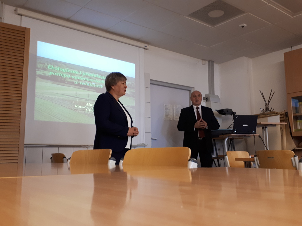 prof. Marek Maks, dr hab. Irena Suwara