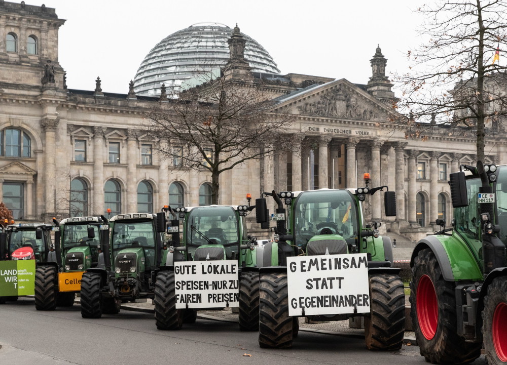 protest rolników w berlinie, zanieczyszczania wód związkami azotu, angela merkel