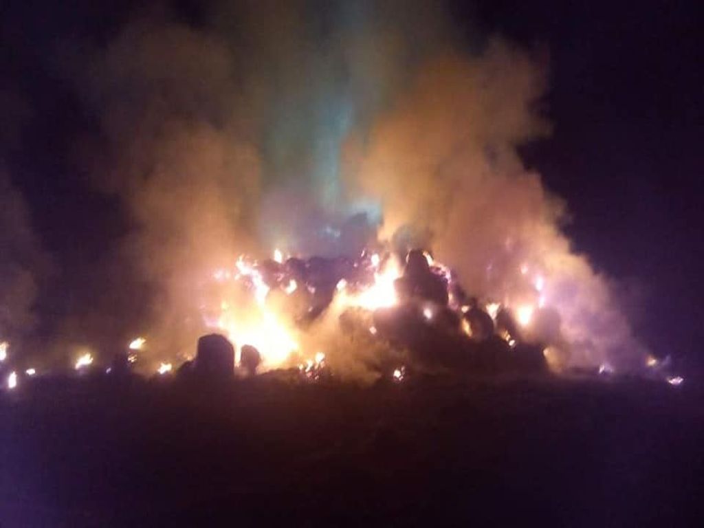 pożar bel słomy, pożary stogów, Goszczyce Średnie, powiat płoński, gmina kcynia