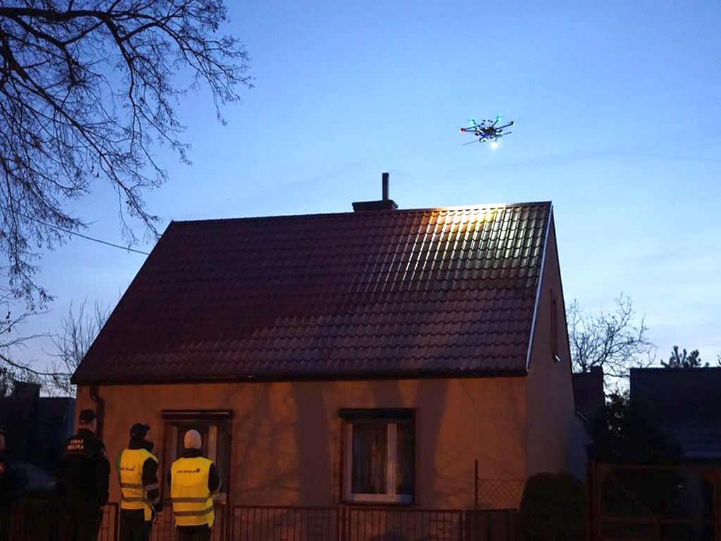 walka ze smogiem, dron, nosacz, września, badanie jakości powietrza