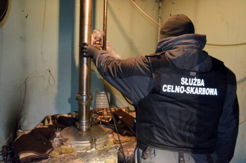 gródek, podlasie, kas, bimbrownia w lesie, brzeg, opolszczyzna, nielegalny handel alkoholem