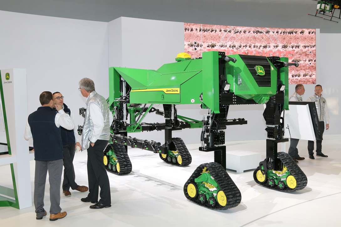 Opryskiwacz autonomiczny John Deere