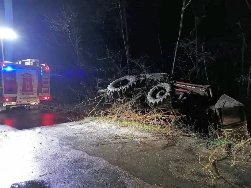 wypadki z udziałem ciągników, wypadki drogowe, stara krępa, gmina Przasnysz