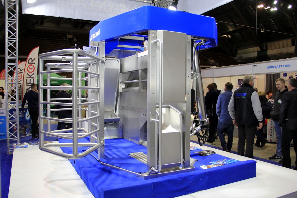 DeLaval, robot VMS, analiza poziomu progesteronu