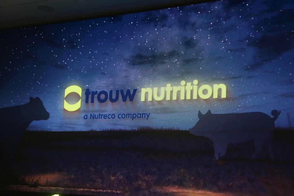 Trouw Nutrition, Uniejów, żywienie zwierząt, konferencja, bydło mleczne, lidermix, Hendrix, polfamix, cielęta, jałówki
