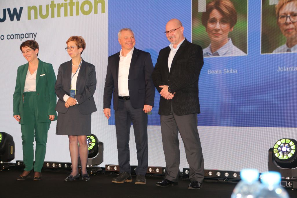 Trouw Nutrition, Uniejów, żywienie zwierząt, konferencja, bydło mleczne, lidermix, Hendrix, polfamix, cielęta, jałówki