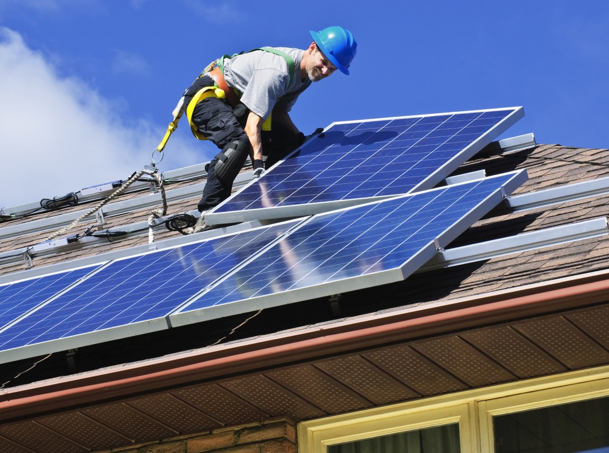 mikroinstalacje fotowoltaiczne, fotowoltaika, produkcja energi elektrycznej, oze, energia słoneczna