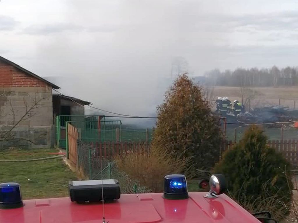 pożary w gospodarstwach, płonąca stodoła, Wólka Kokosia, powiat miński