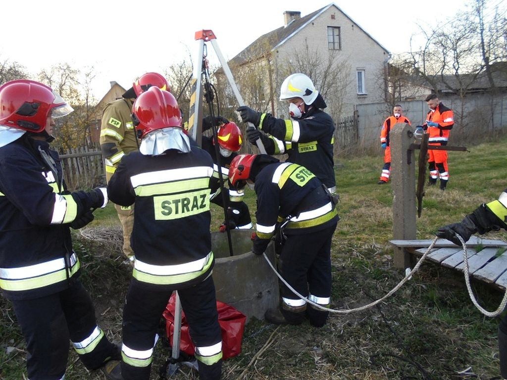 mężczyzna wpadł do studni, Nawsie Kołaczyckie, powiat jasielski, Jan Szeląg