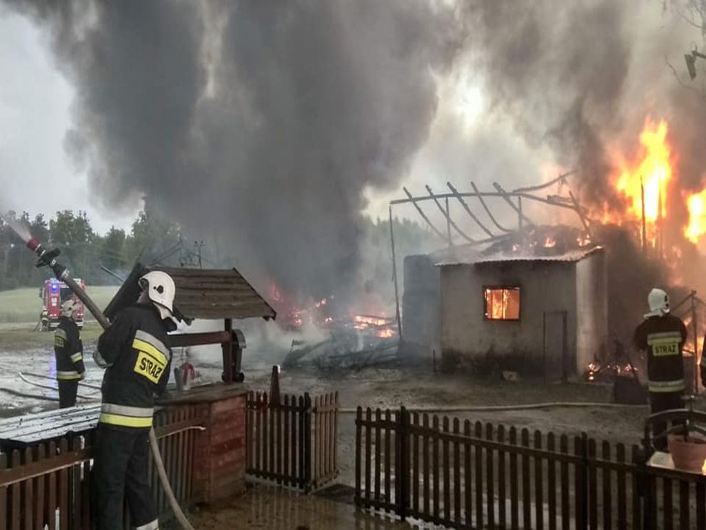 zniszczone gospodarstwa, Wola w Ropie, powiat gorlicki, Mikołajki Pomorskie, powiat sztumski