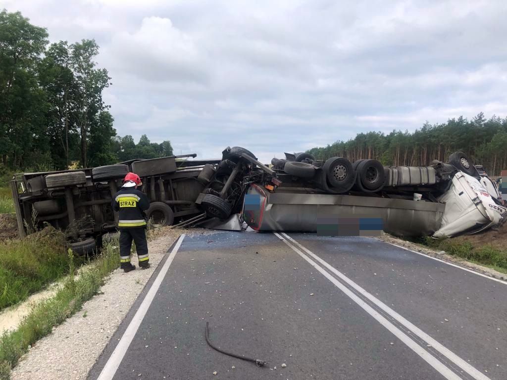 wypadek, policja, warmińsko-mazurskie, kujawsko-pomorskie, wypadek cysterny z mlekiem