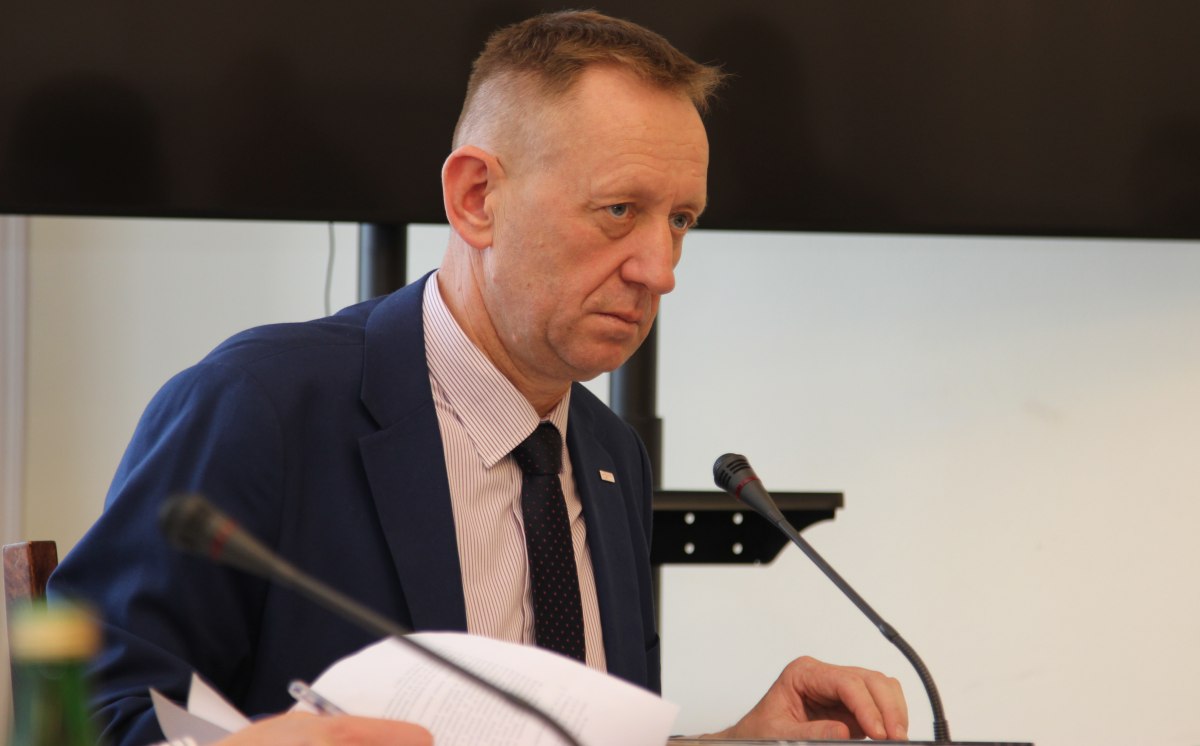 robert telus, covid-19, epidemia koronawirusa, sejmowa komisja rolnictwa