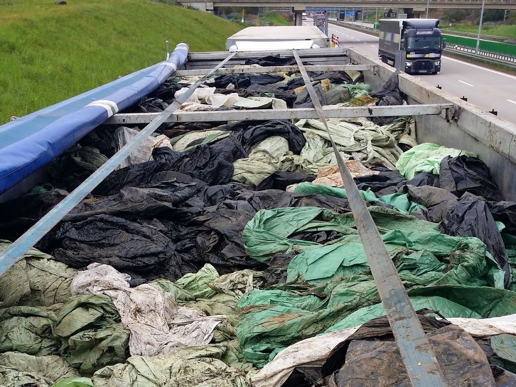 zużyta folia z produkcji rolniczej, transport folii rolniczej, kas, Izba Administracji Skarbowej
