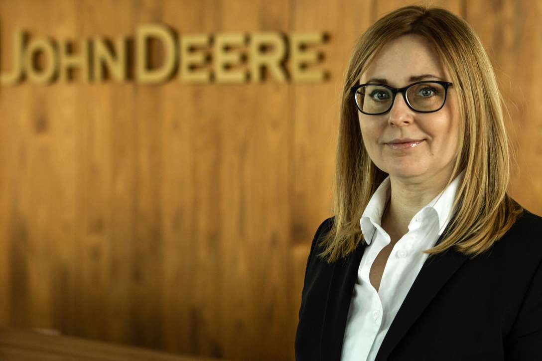 katarzyna lewicka_john deere