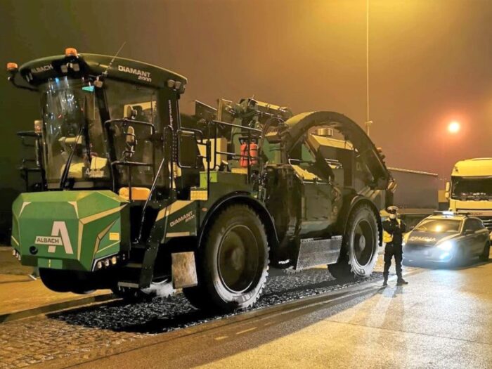 rębak na autostradzie, Wiśniowa Góra, Albach Diamant 2000