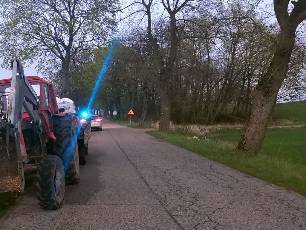 wypadki z udziałem ciągników, wypadki na drogach, żabowo, powiat sierpecki, gmina Kulesze Kościelne