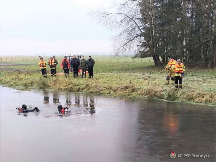 zwłoki w wiejskich stawach, powiat przasnyski, Rostkowo