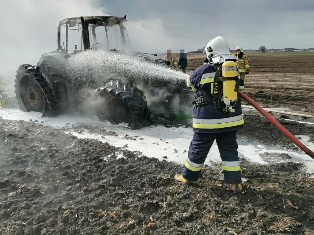 runowo, powiat poznański, Wodąca, powiat lipski, pożar ciągnika na polu