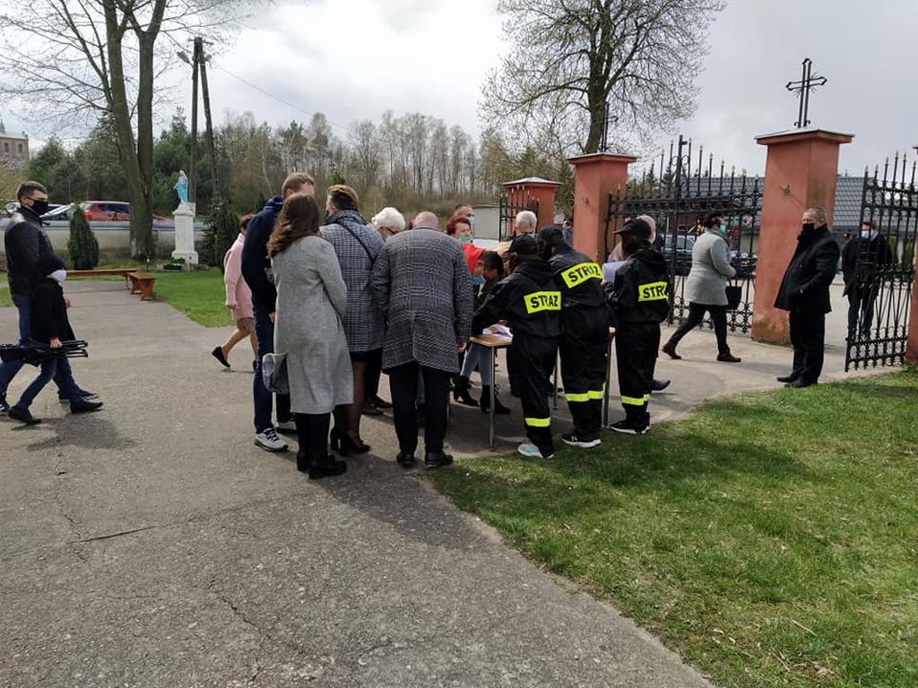 gmina  Lipowiec Kościelny, grypa ptaków, Powiat żuromiński, powiat mławski, grzebowisko drobiu