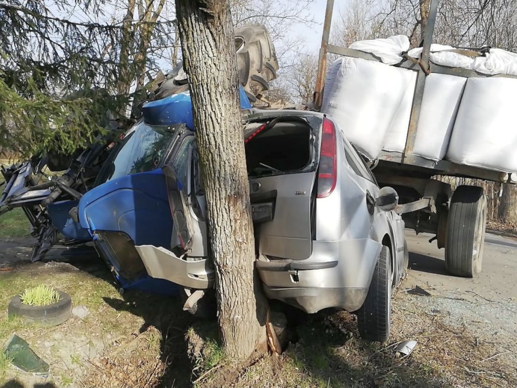 Rogitno, wypadki z udziałem ciągników rolniczych, wypadki na drogach