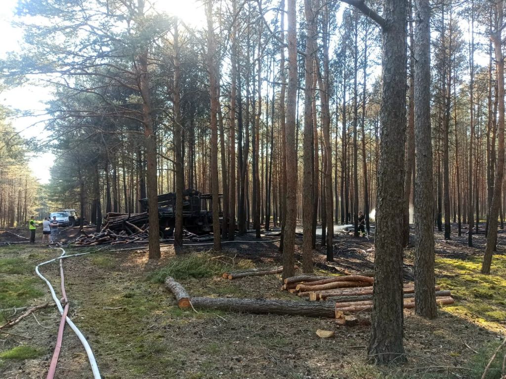 pożar forwardera, Dębogóra, Łukasz Kawka, KP PSP w Szamotułach