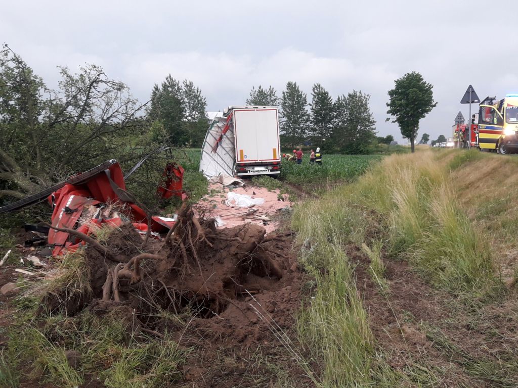 iwypadek ciężarówki z nawozami, Popowo, Arkadiusz Lichota,  KP PSP w Grajewie