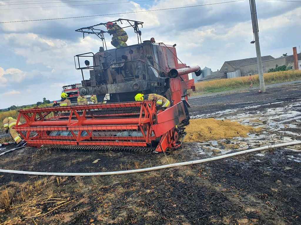 pożar, pole, zboże, słoma, straż pożarna