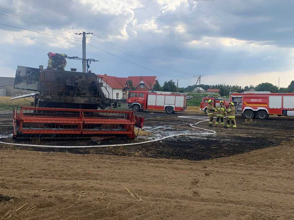 pożar, pole, zboże, słoma, straż pożarna