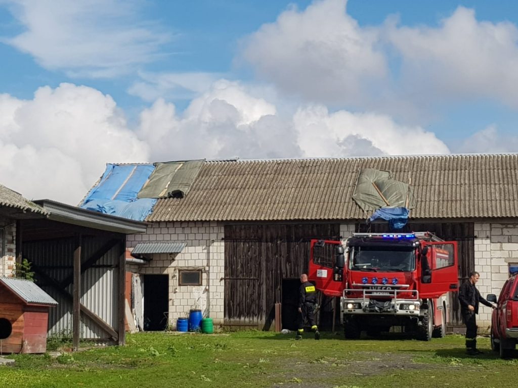straty w gospodarstwach, wichura w powiecie zamoskim, gminia Komarów-Osada, Śniatycze