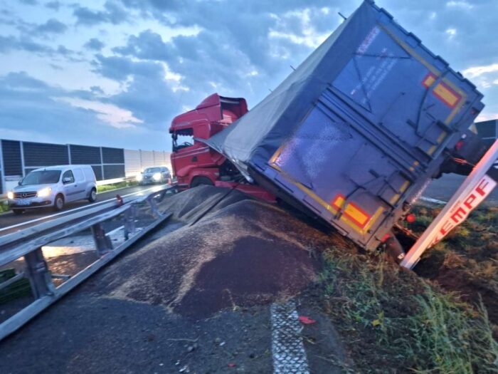 transport rzepaku, powiat tarnowski, KMP w Tarnowie