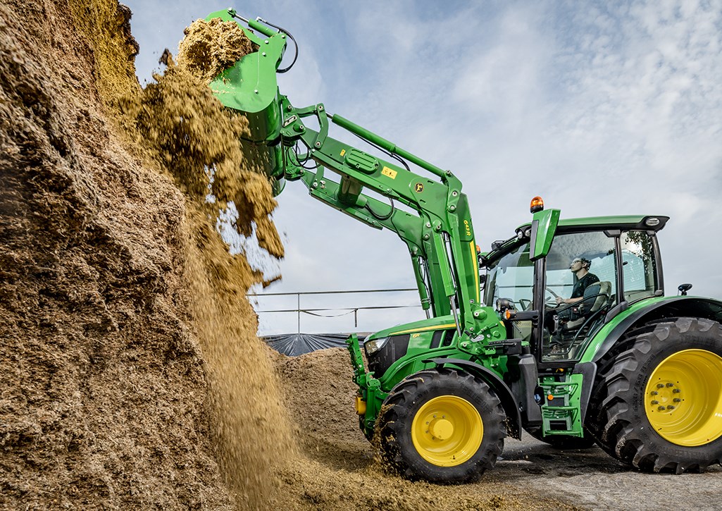 John Deere 6R ładowacz