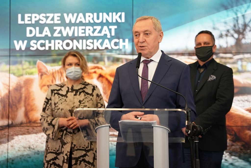 schroniska dla zwierząt, Henryk Kowalczyk, Katarzyna Piekarska, Albert Kurkowski