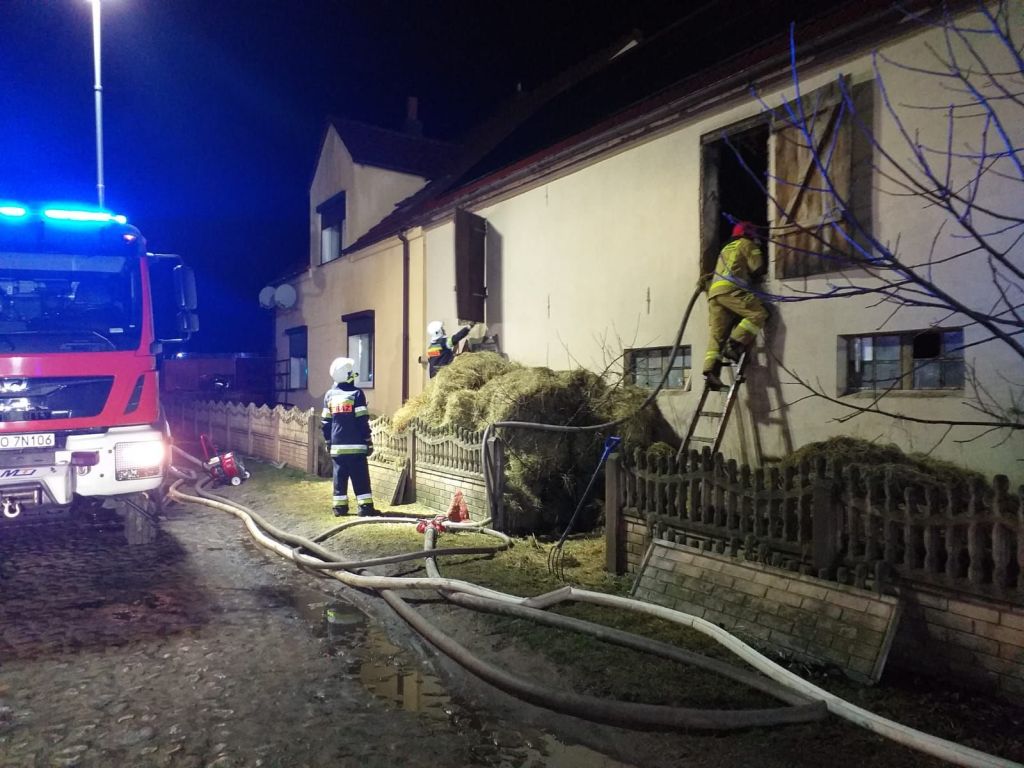 pożar stodoły, pożary w gospodarstwach, Glinno, Damian Żukrowski, KP PSP Nowy Tomyśl