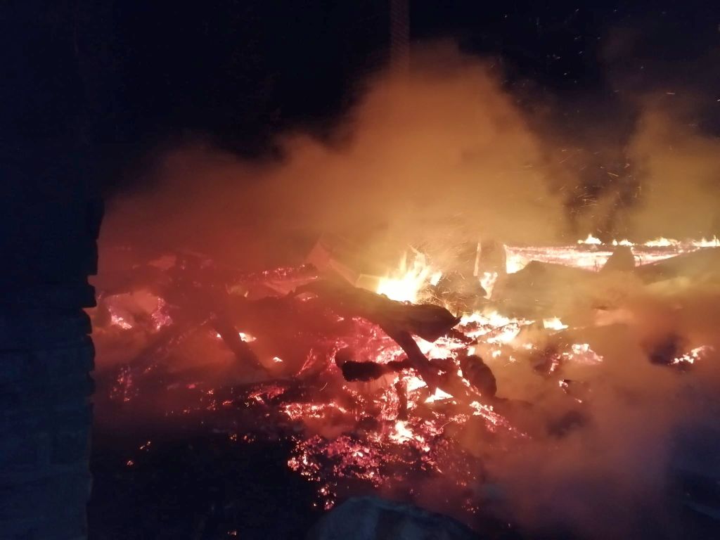 pożar bacówki, Bukowina Waksmundzka, wypas owiec, KP PSP Nowy Targ